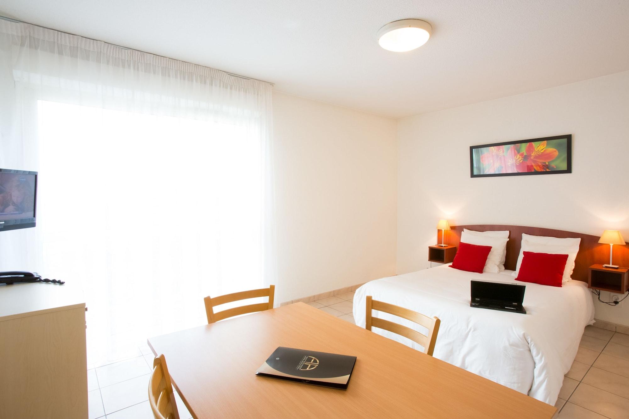 All Suites Appart Hotel Bordeaux Merignac - Aeroport Buitenkant foto