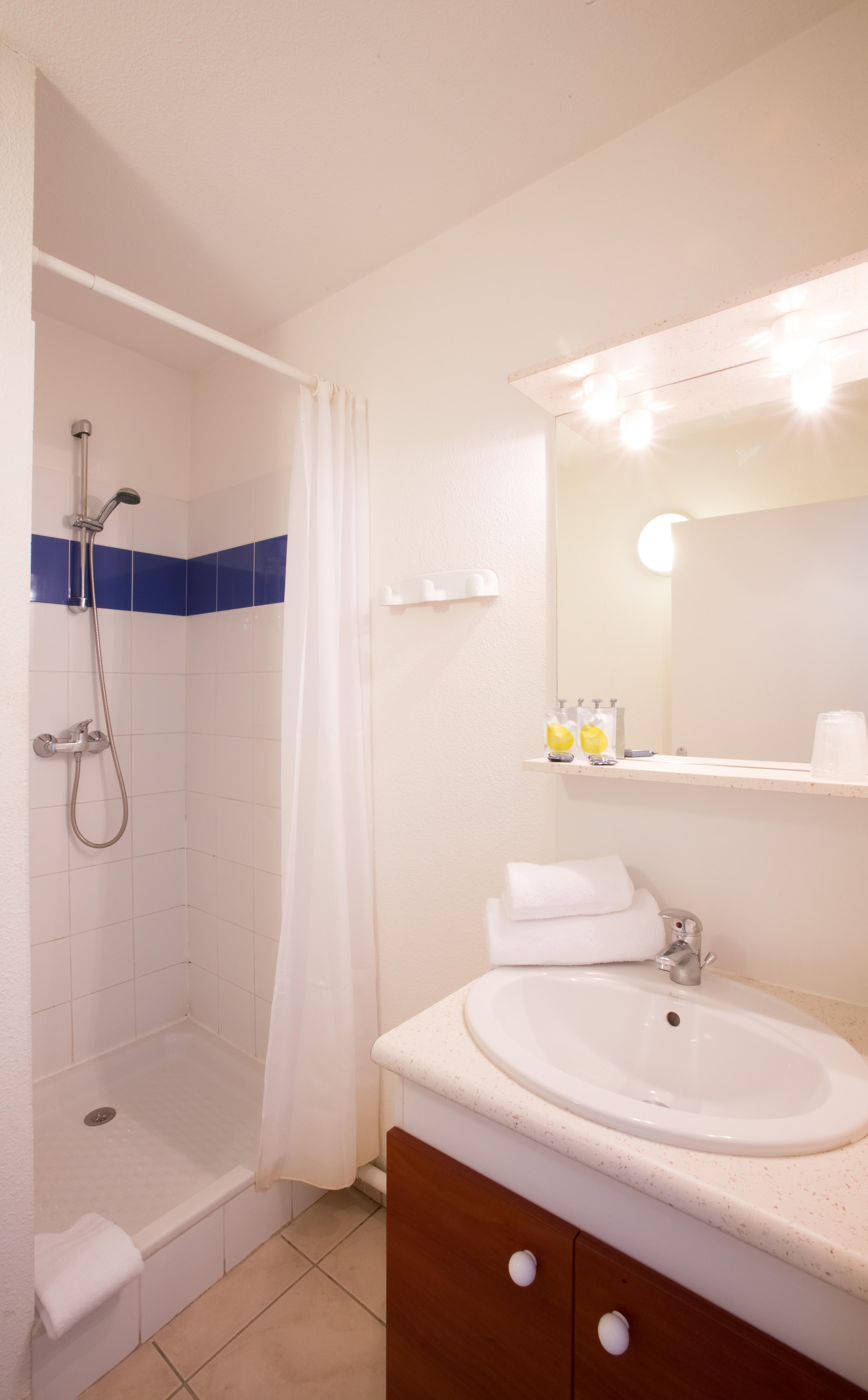 All Suites Appart Hotel Bordeaux Merignac - Aeroport Buitenkant foto